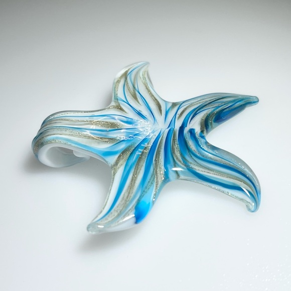 Handblown Lampwork Glass Blue White Gold
Starfish Pendant - Picture 2 of 11